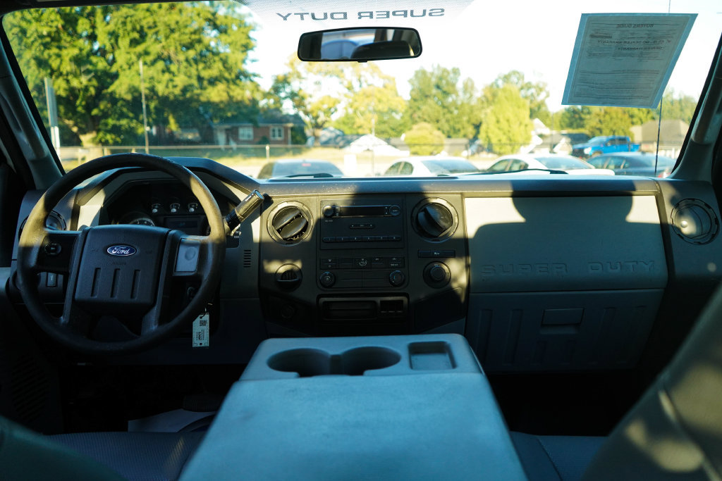 Used 2015 Ford F250 XL AWD/4WD image 9