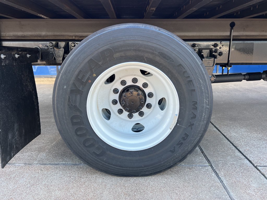 New 2027 Ford F650 2WD Regular Cab Super Duty image 7