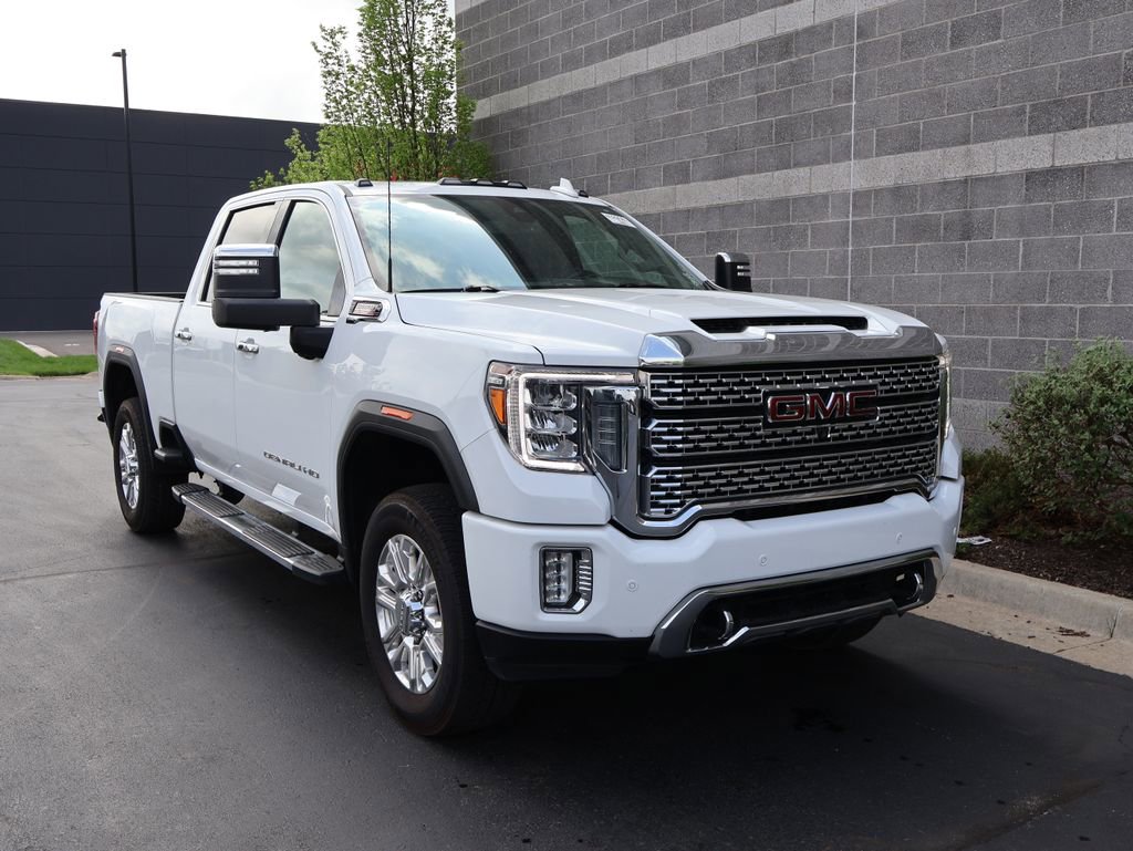 Used 2022 GMC Sierra 3500 Denali AWD/4WD image 1