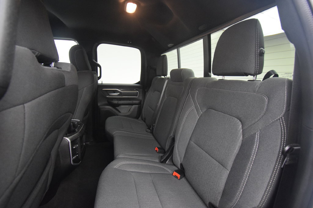 Used 2023 RAM 1500 Big Horn AWD/4WD image 18