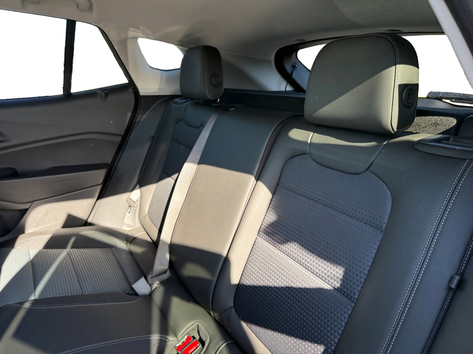 New 2026 Chevrolet Trax LT w/ Midnight Edition image 16