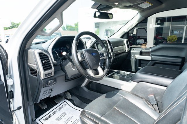 Used 2020 Ford F250 Lariat w/ Lariat Ultimate Package AWD/4WD image 16