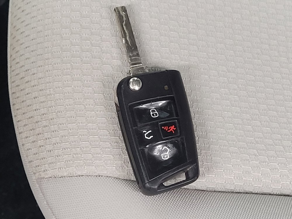 Used 2019 Volkswagen Jetta S w/ Driver Assistance Package FWD image 32
