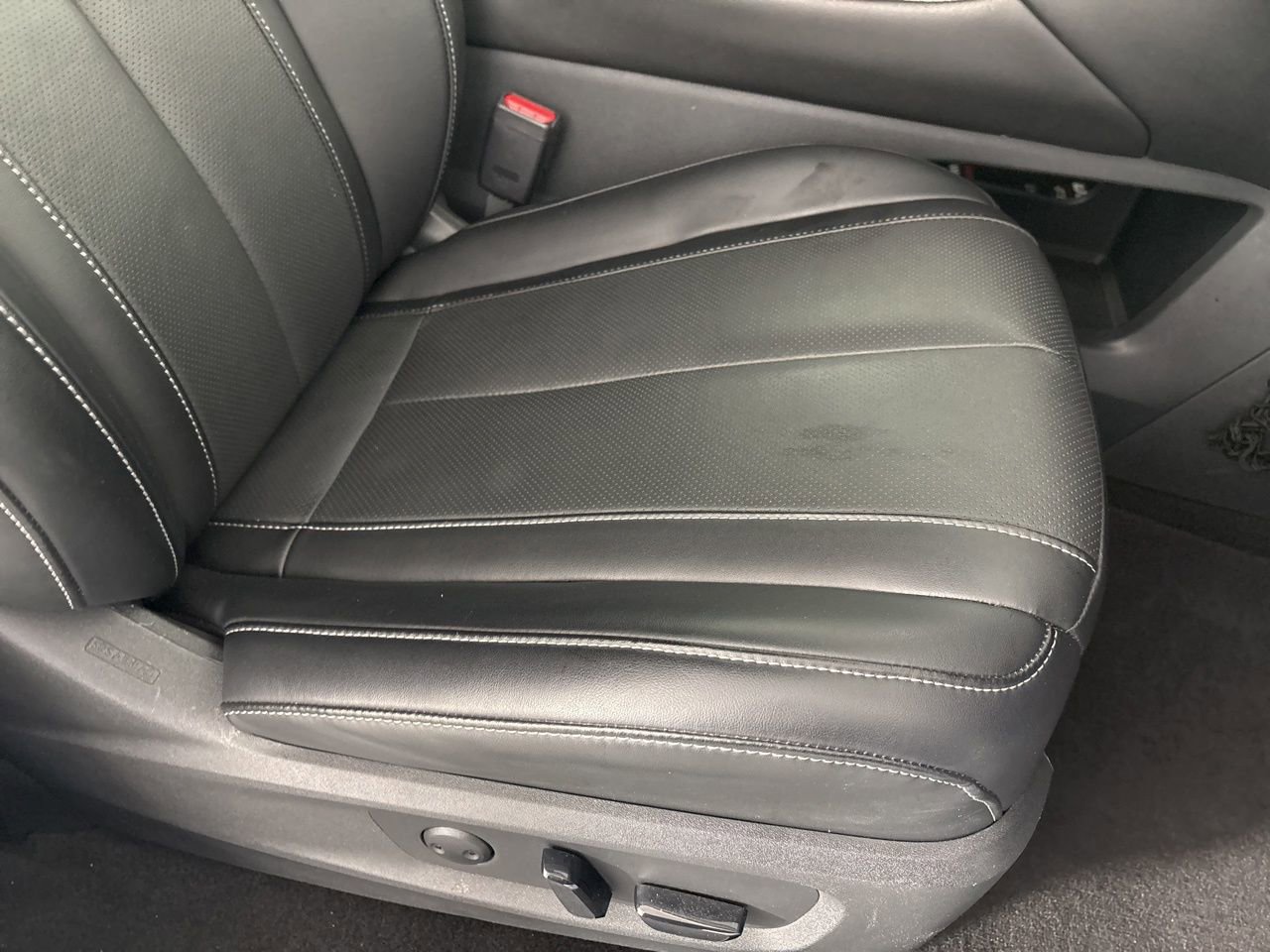 Used 2023 INFINITI QX60 Luxe w/ Cargo Package image 31