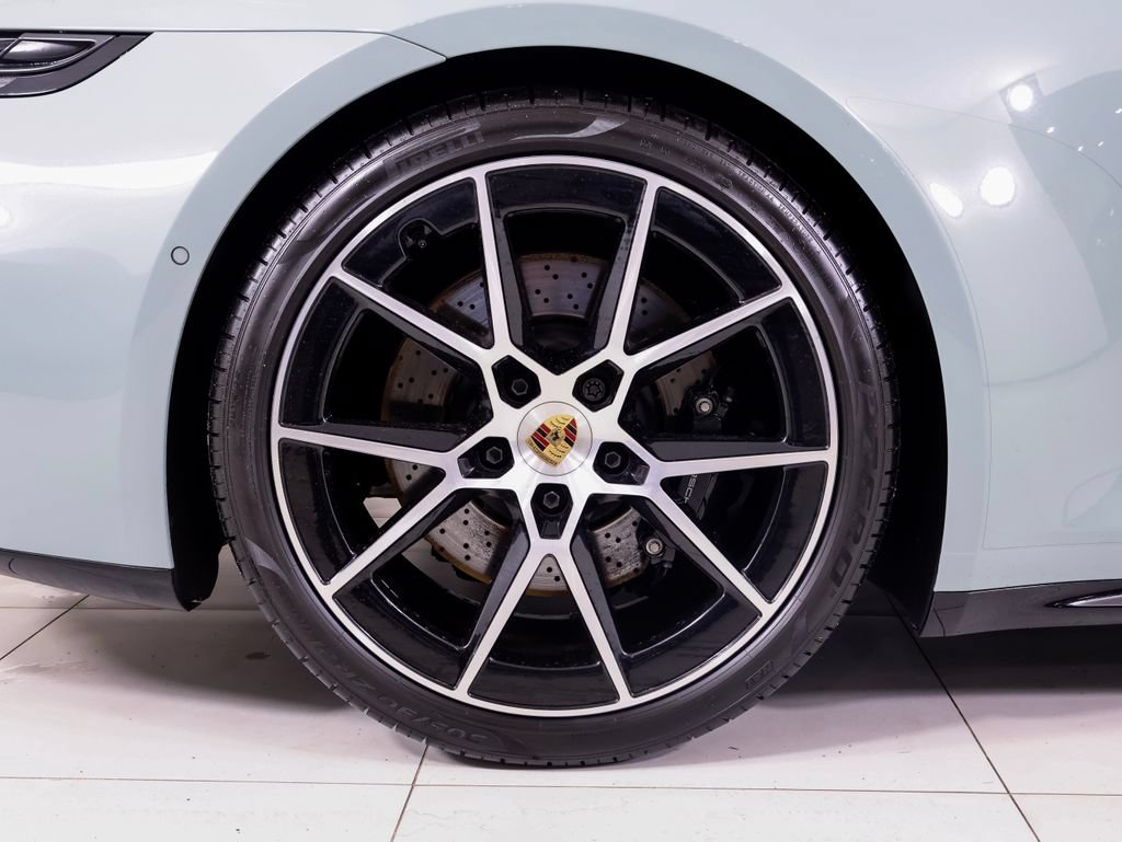 Certified 2025 Porsche 911 Carrera S RWD image 22