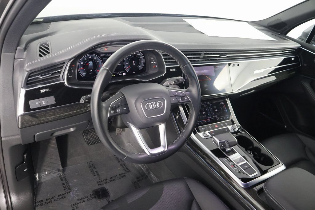 Used 2025 Audi Q7 2.0T Premium Plus w/ Premium Plus Package AWD/4WD image 7