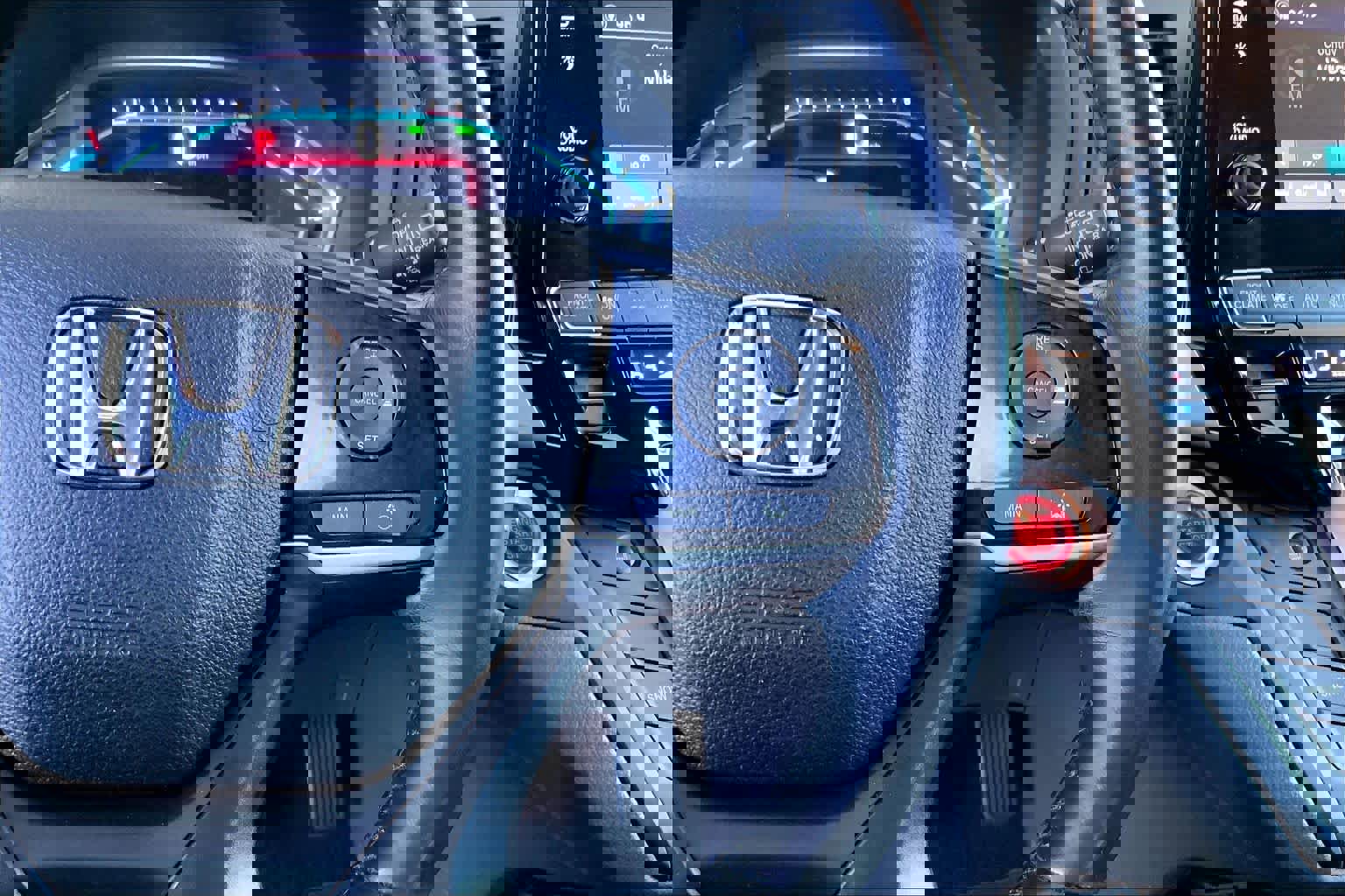 Used 2018 Honda Odyssey EX-L image 24