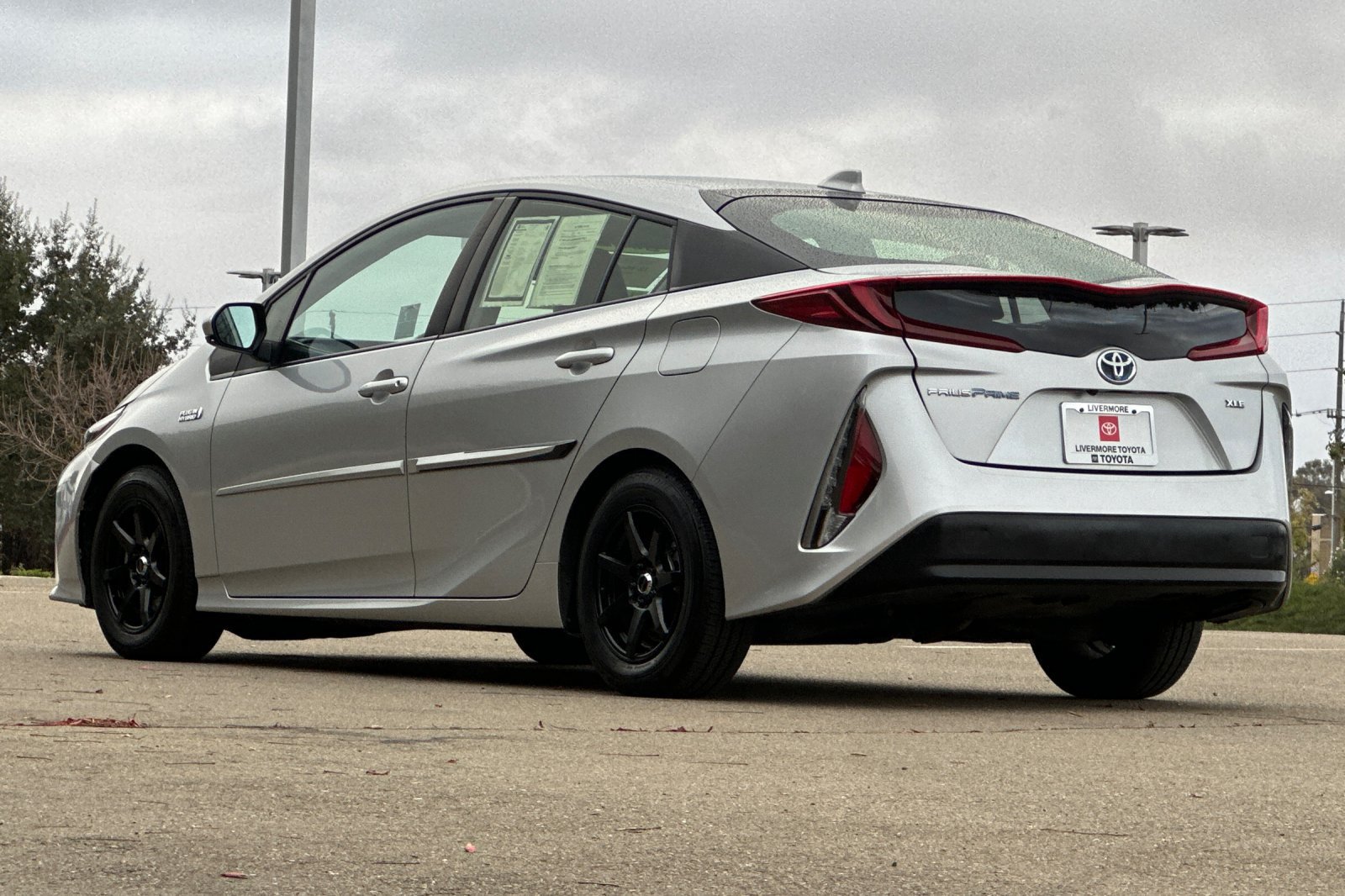 Certified 2022 Toyota Prius Prime XLE FWD image 6