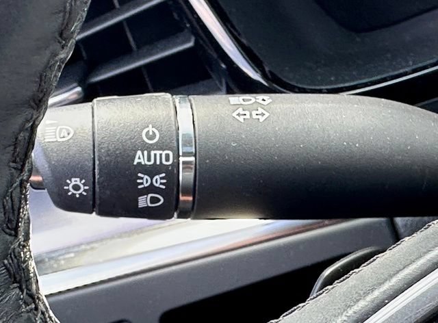 Used 2017 Cadillac XT5 Premium Luxury AWD/4WD image 26