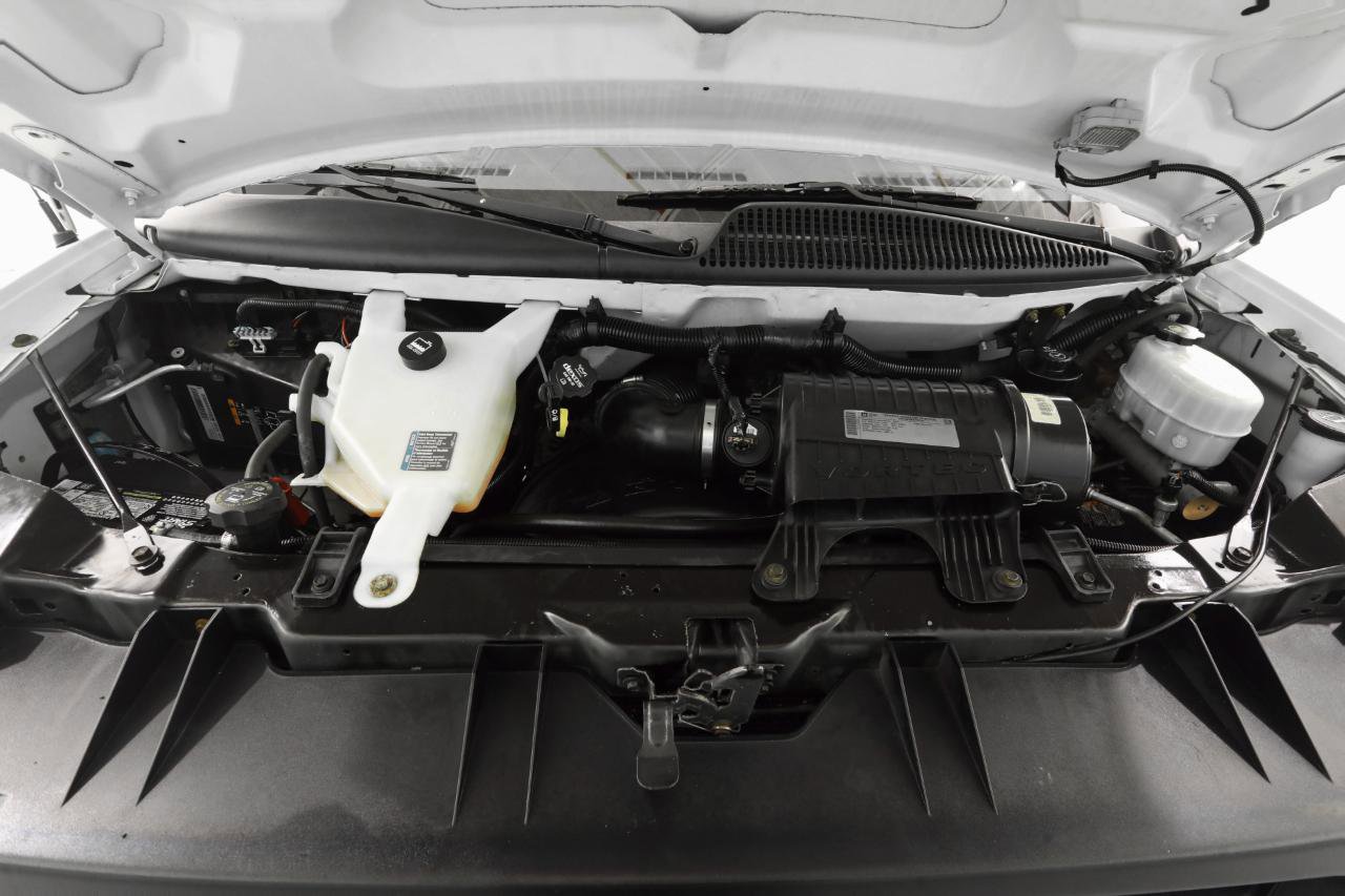 Used 2014 GMC Savana 1500 image 28