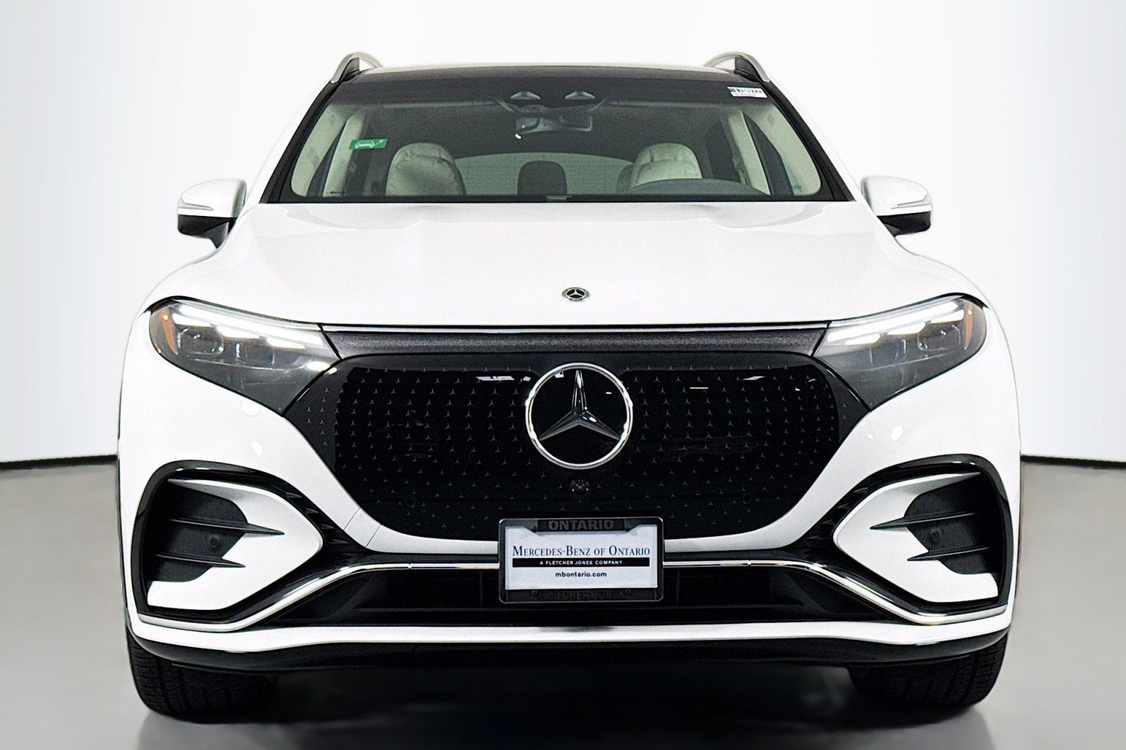 New 2026 Mercedes-Benz EQS 550 4MATIC SUV image 2