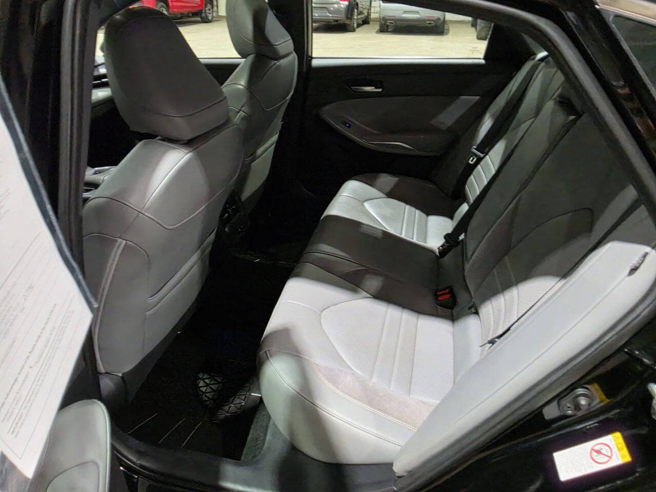 Used 2019 Toyota Avalon XSE w/ All Weather Liner Package FWD image 26