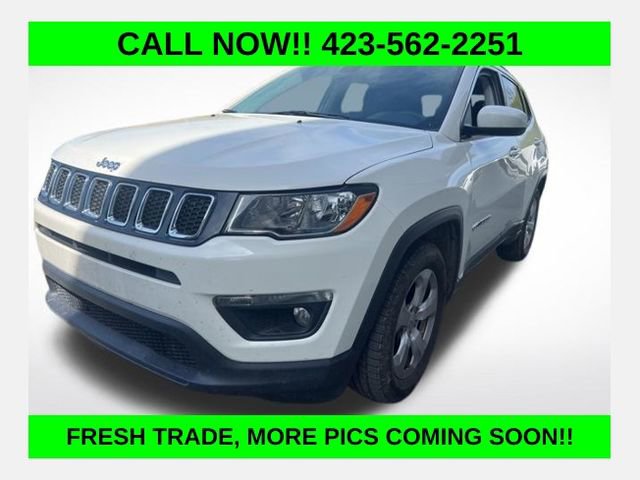 Used 2021 Jeep Compass Latitude image 1