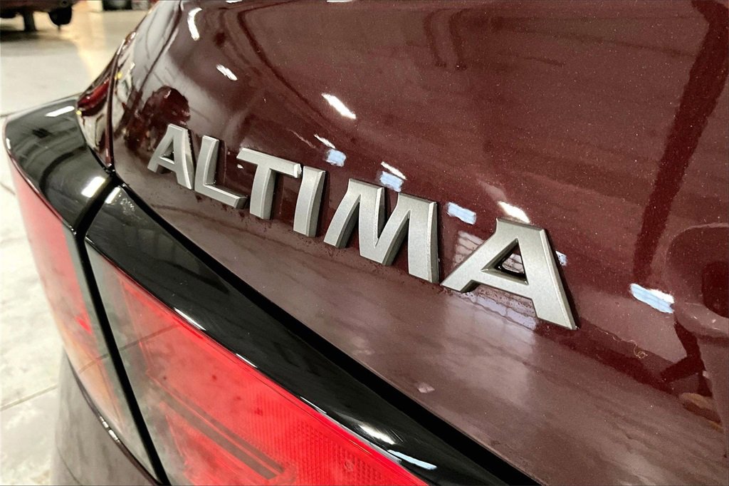 Certified 2024 Nissan Altima 2.5 SV w/ SV Premium Package image 30