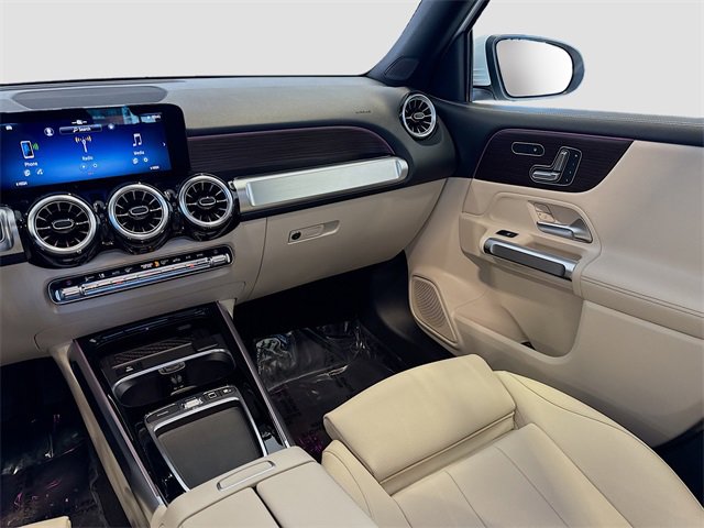 Certified 2025 Mercedes-Benz GLB 250 4MATIC image 24