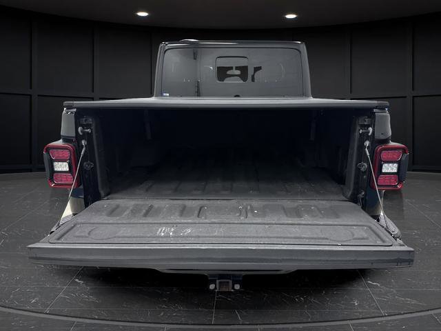 Used 2021 Jeep Gladiator Overland image 13