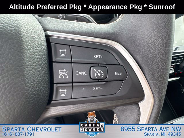 Used 2024 Jeep Grand Cherokee Altitude AWD/4WD image 24