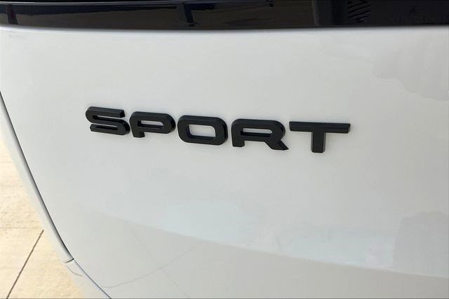 New 2025 Land Rover Range Rover Sport Dynamic SE image 9