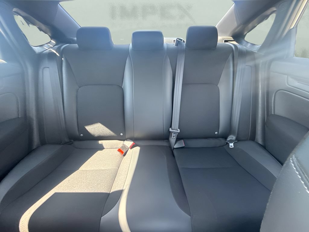 Used 2023 Honda Civic Sport image 6
