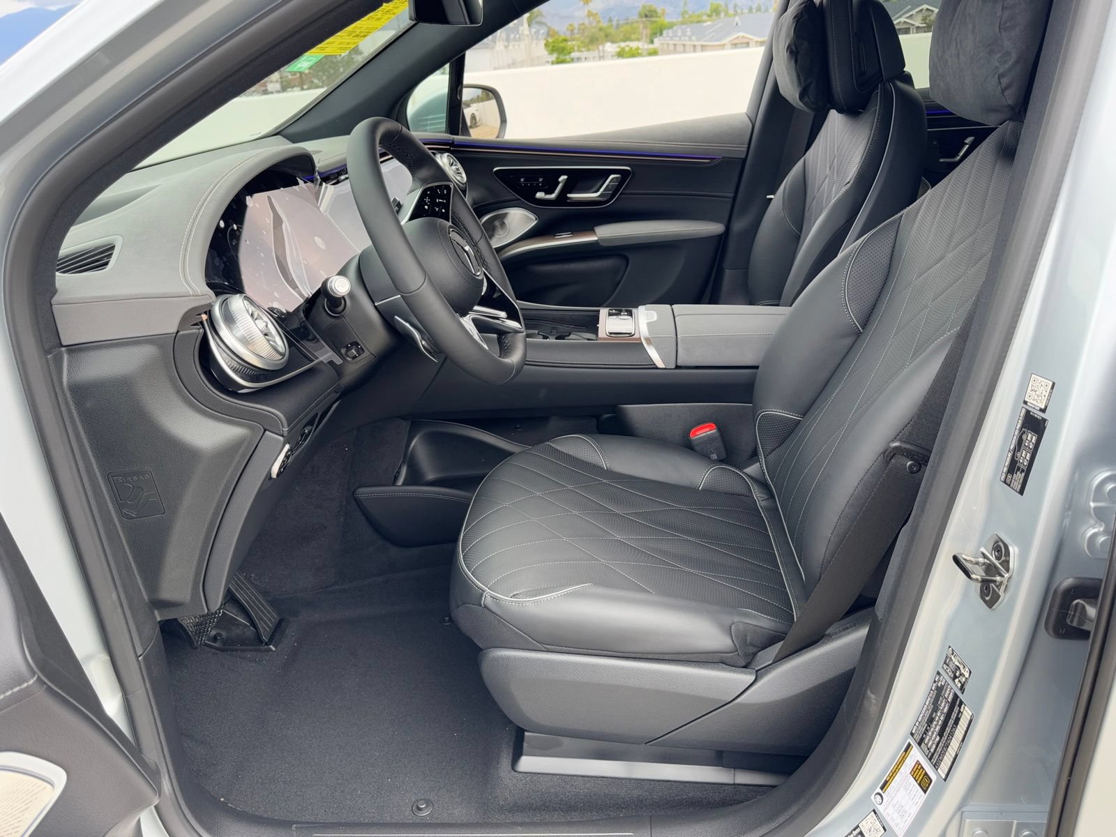 New 2026 Mercedes-Benz EQS 400 4MATIC SUV image 15