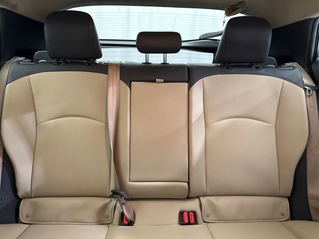Used 2016 Toyota Prius Four image 33