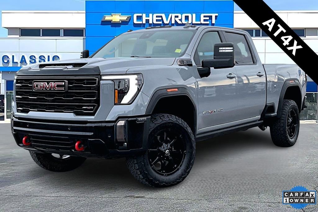 Used 2024 GMC Sierra 2500 AT4X image 3
