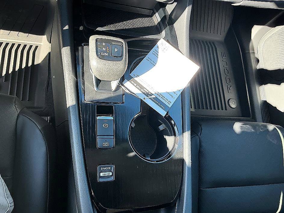 New 2026 Nissan Rogue SV image 14