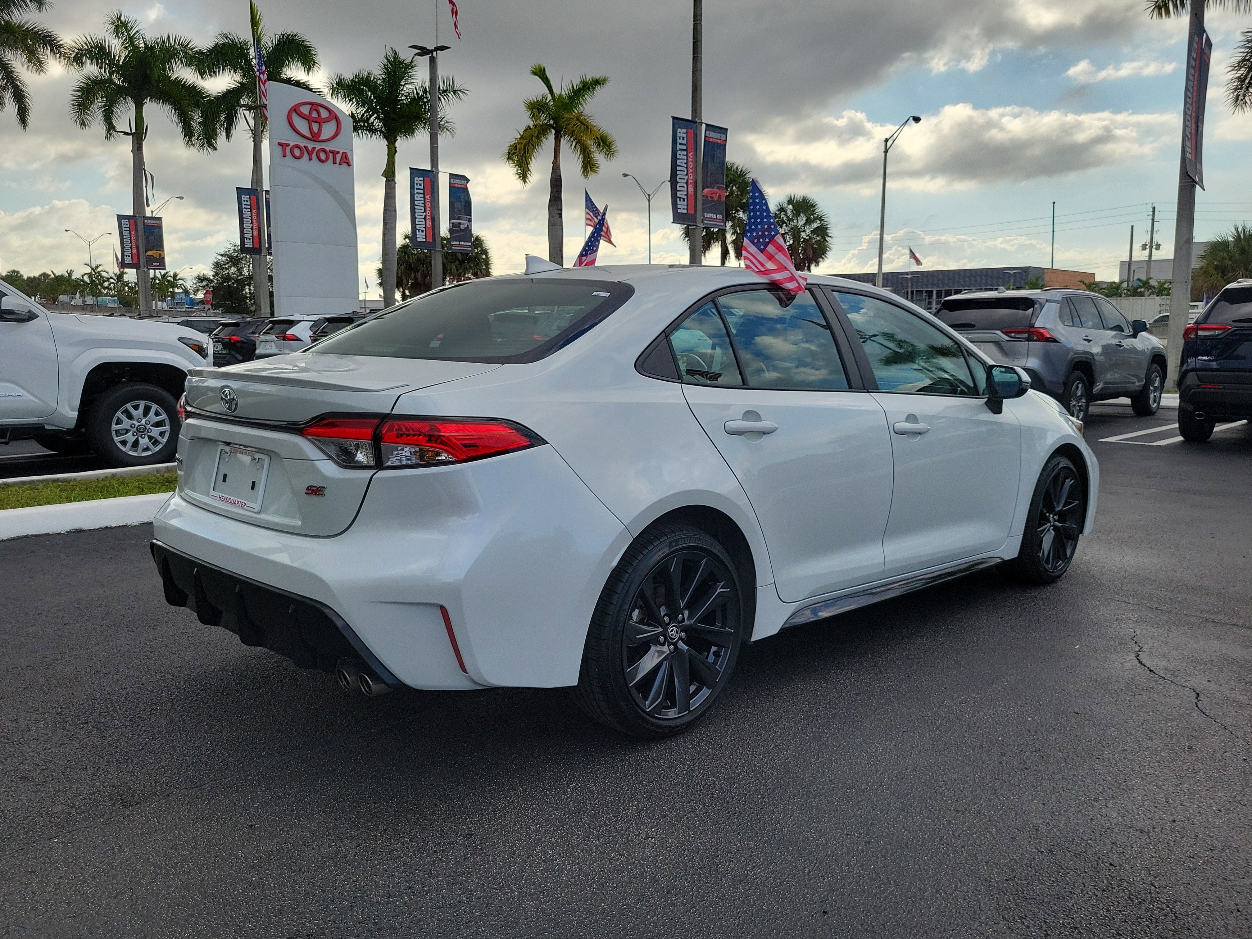Used 2023 Toyota Corolla SE image 12