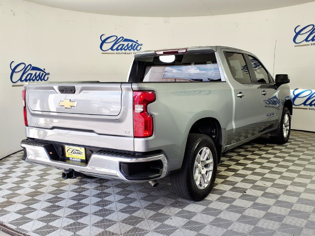 Used 2024 Chevrolet Silverado 1500 LT RWD image 7