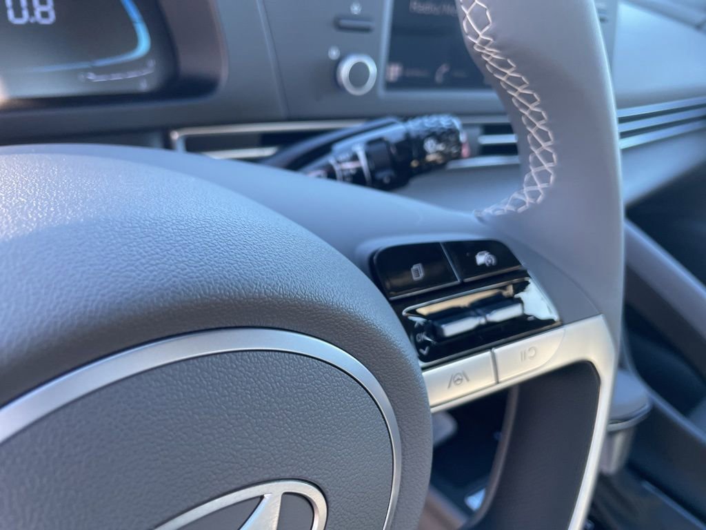 New 2026 Hyundai Elantra Sport image 18