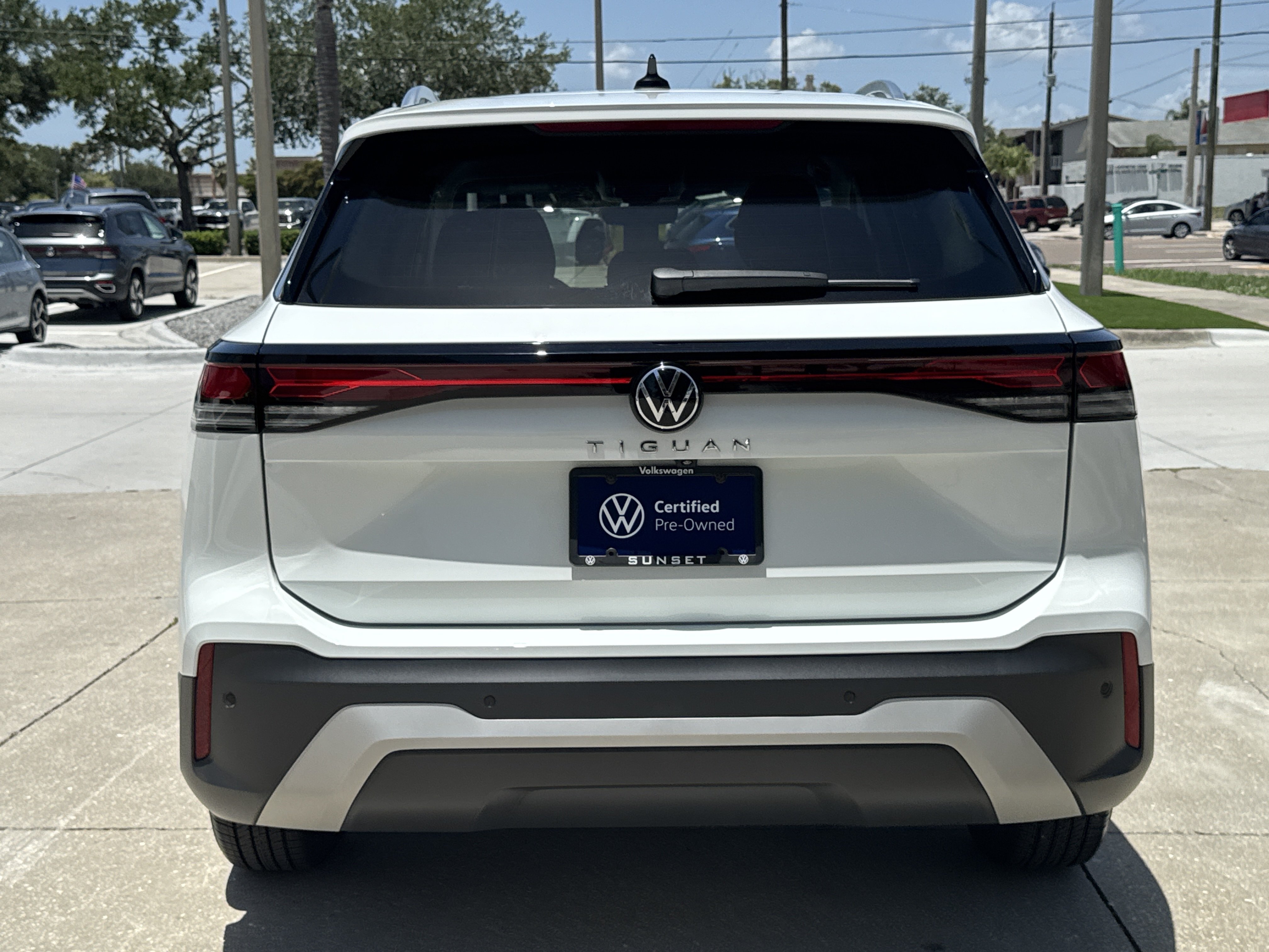 Certified 2025 Volkswagen Tiguan S FWD image 5