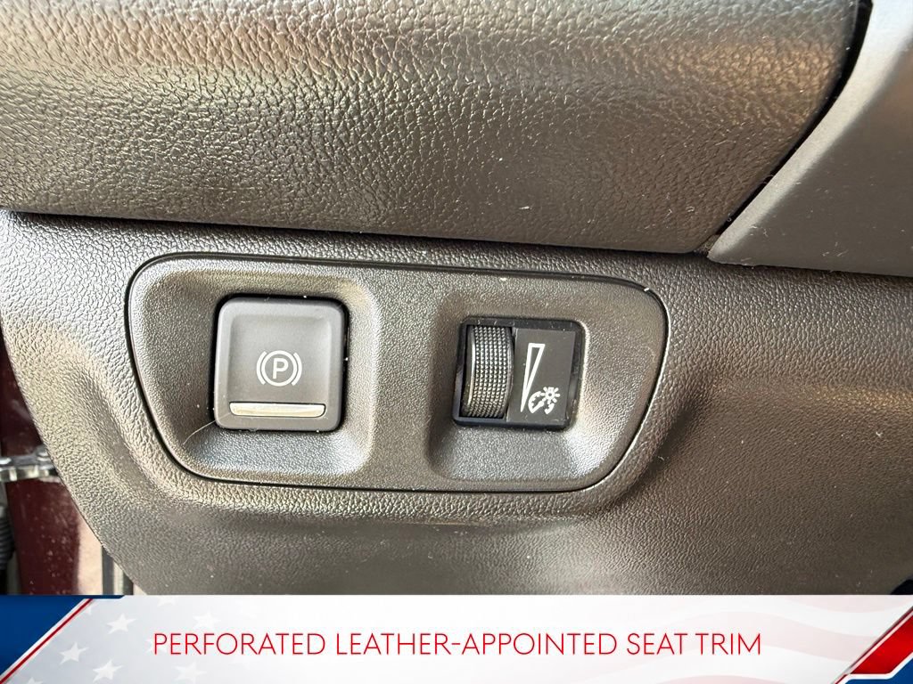 Used 2021 GMC Acadia SLT w/ LPO, Black Accent Package FWD image 17