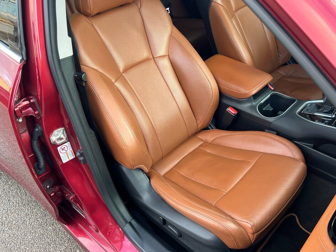 Used 2020 Subaru Legacy Touring XT AWD/4WD image 22
