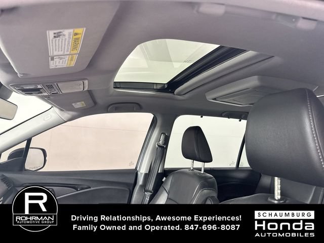 Used 2022 Honda Pilot Touring image 19