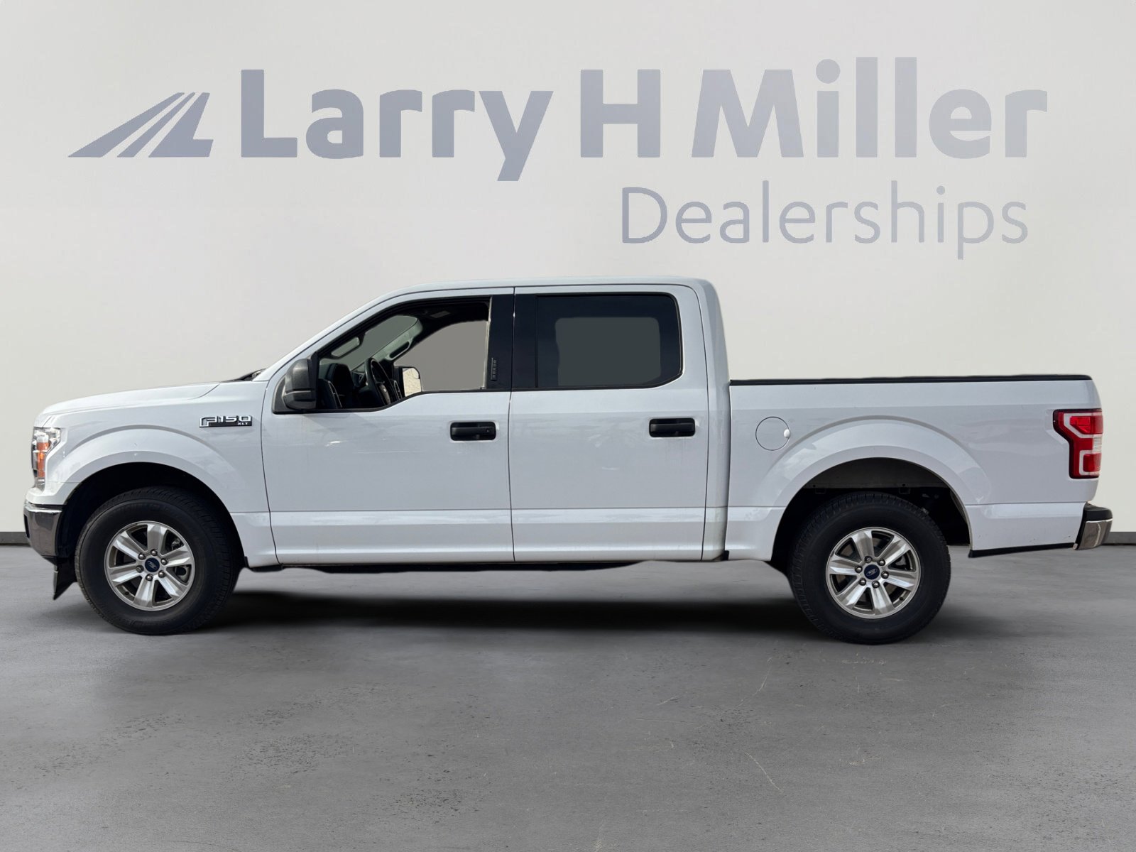 Used 2019 Ford F150 XLT image 2