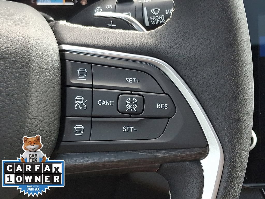 Used 2026 Jeep Grand Cherokee Altitude AWD/4WD image 22