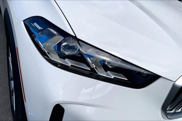 Used 2025 BMW X5 sDrive40i w/ Premium Package image 30