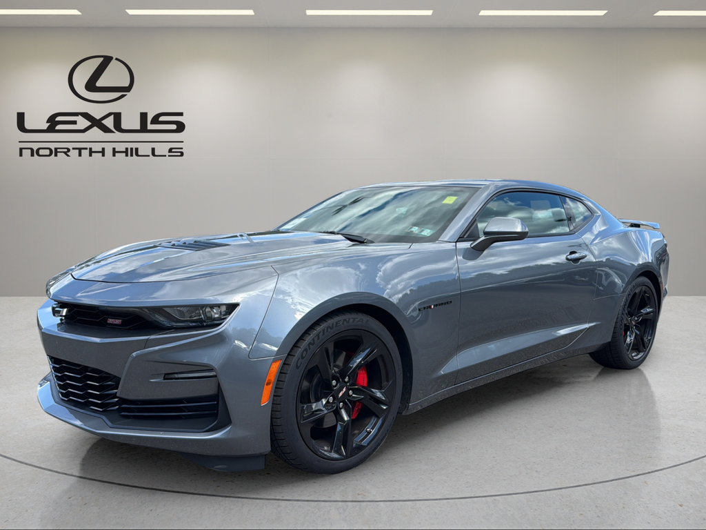 Used 2020 Chevrolet Camaro SS RWD image 1