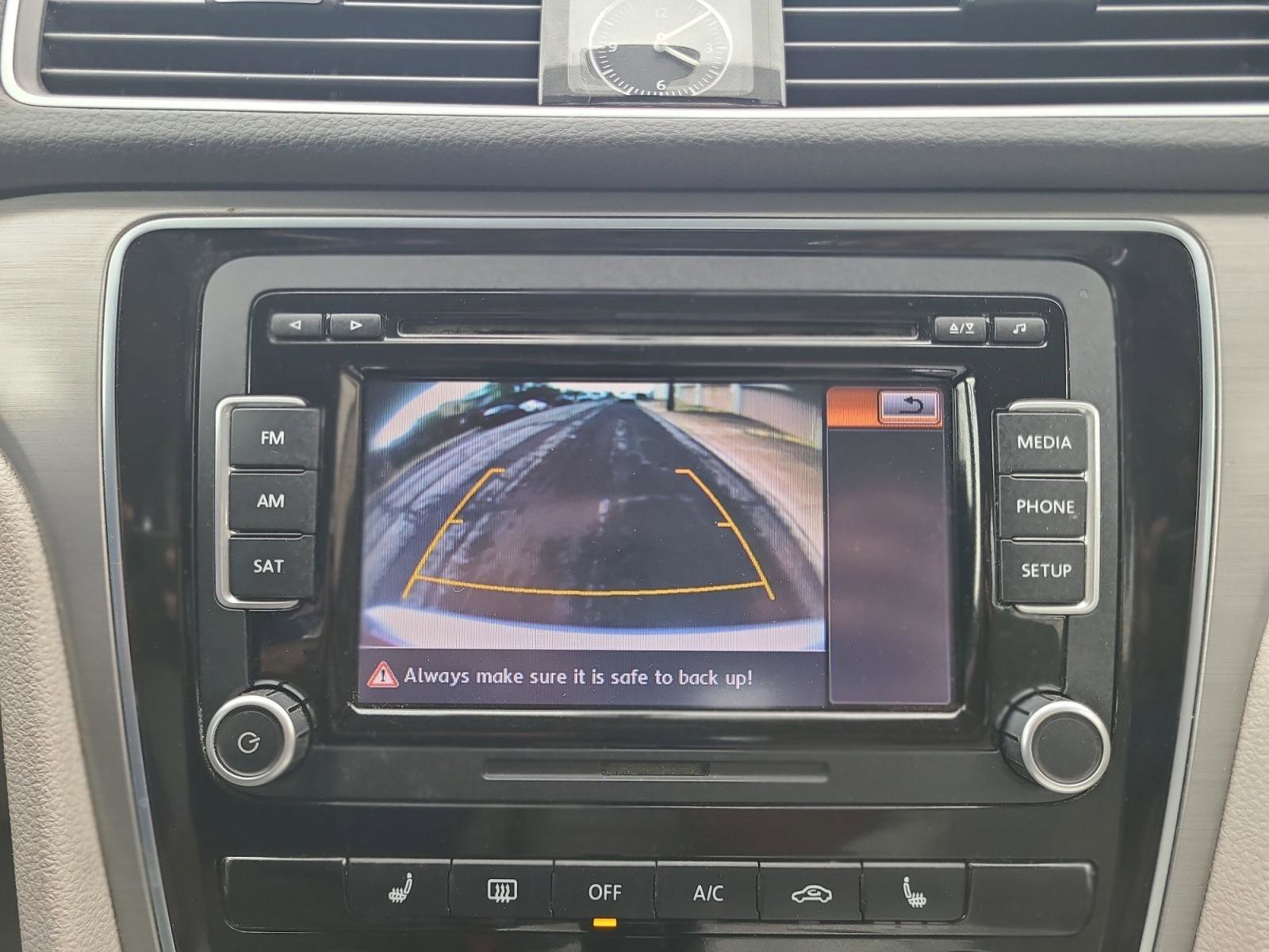 Used 2014 Volkswagen Passat 2.5 SE FWD image 15