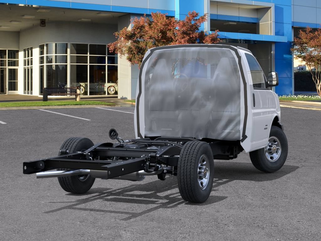 New 2025 Chevrolet Express 3500 w/ Power Convenience Package RWD image 4