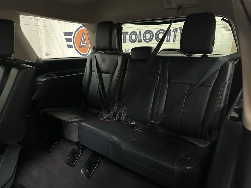 Used 2024 Ford Expedition XLT AWD/4WD image 39