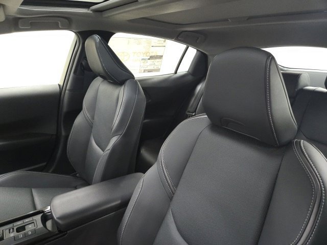 New 2027 Toyota Prius Plug-In Hybrid FWD image 19