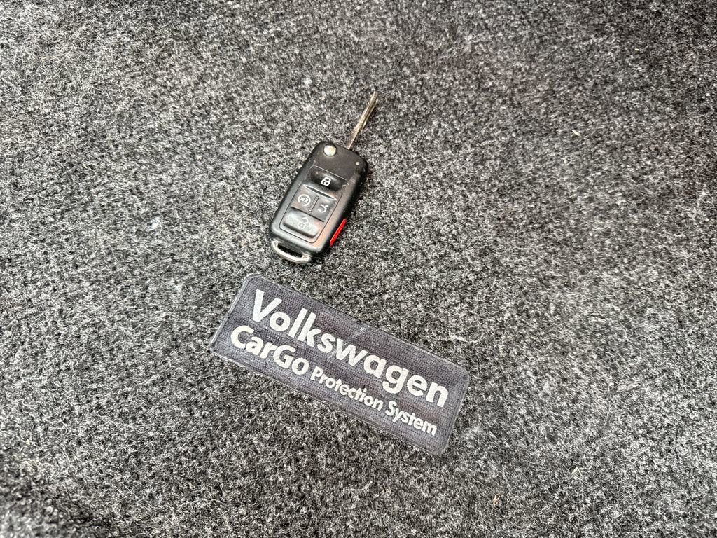 Used 2022 Volkswagen Passat 2.0T SE FWD image 74