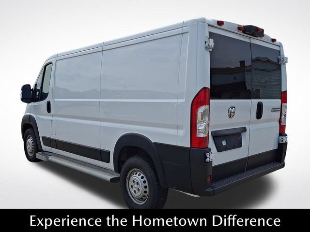 Used 2025 RAM ProMaster 2500 w/ U-Haul Equipment Group FWD image 4