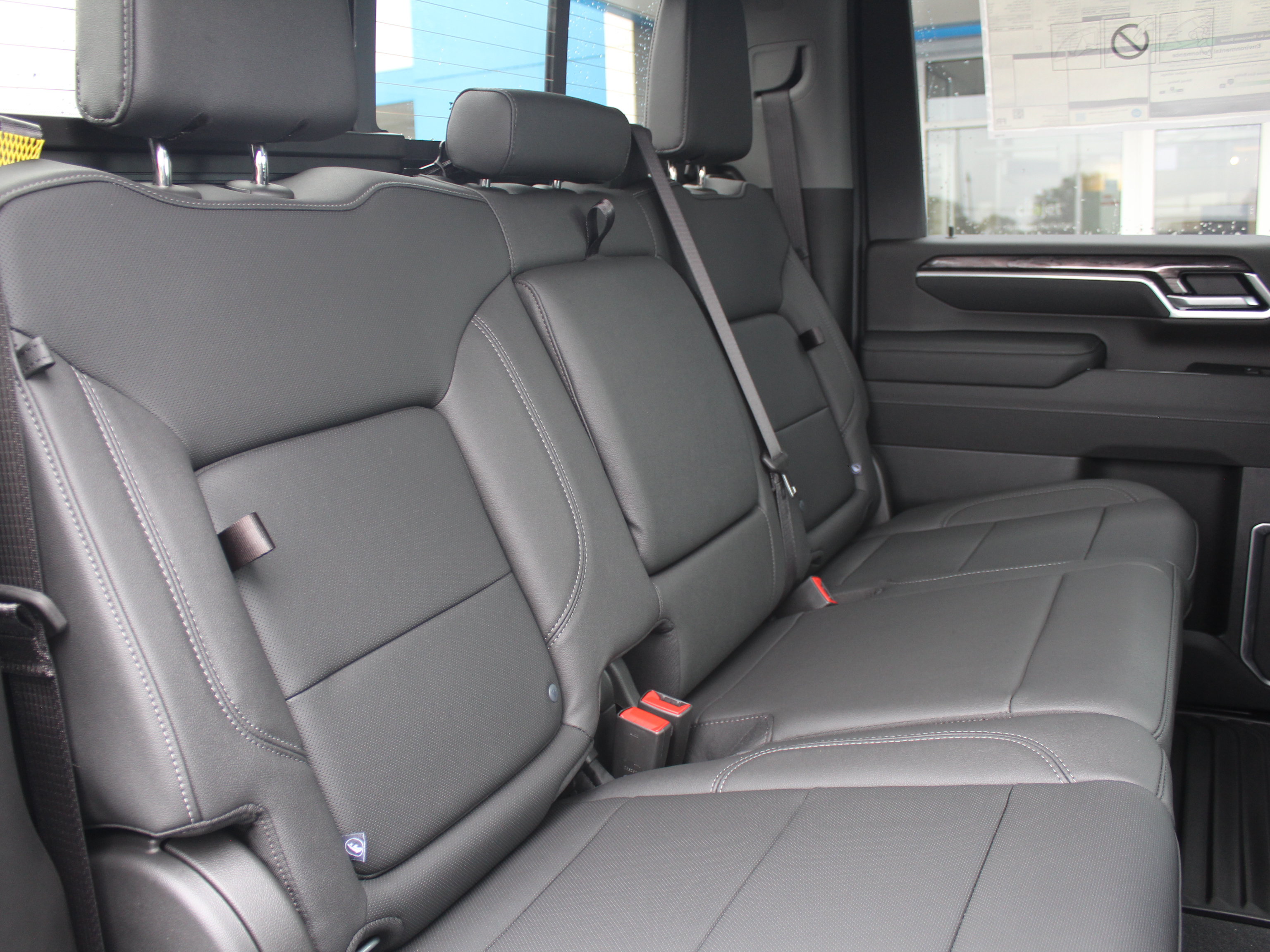 New 2026 Chevrolet Silverado 2500 LTZ w/ LTZ Convenience Package AWD/4WD image 17