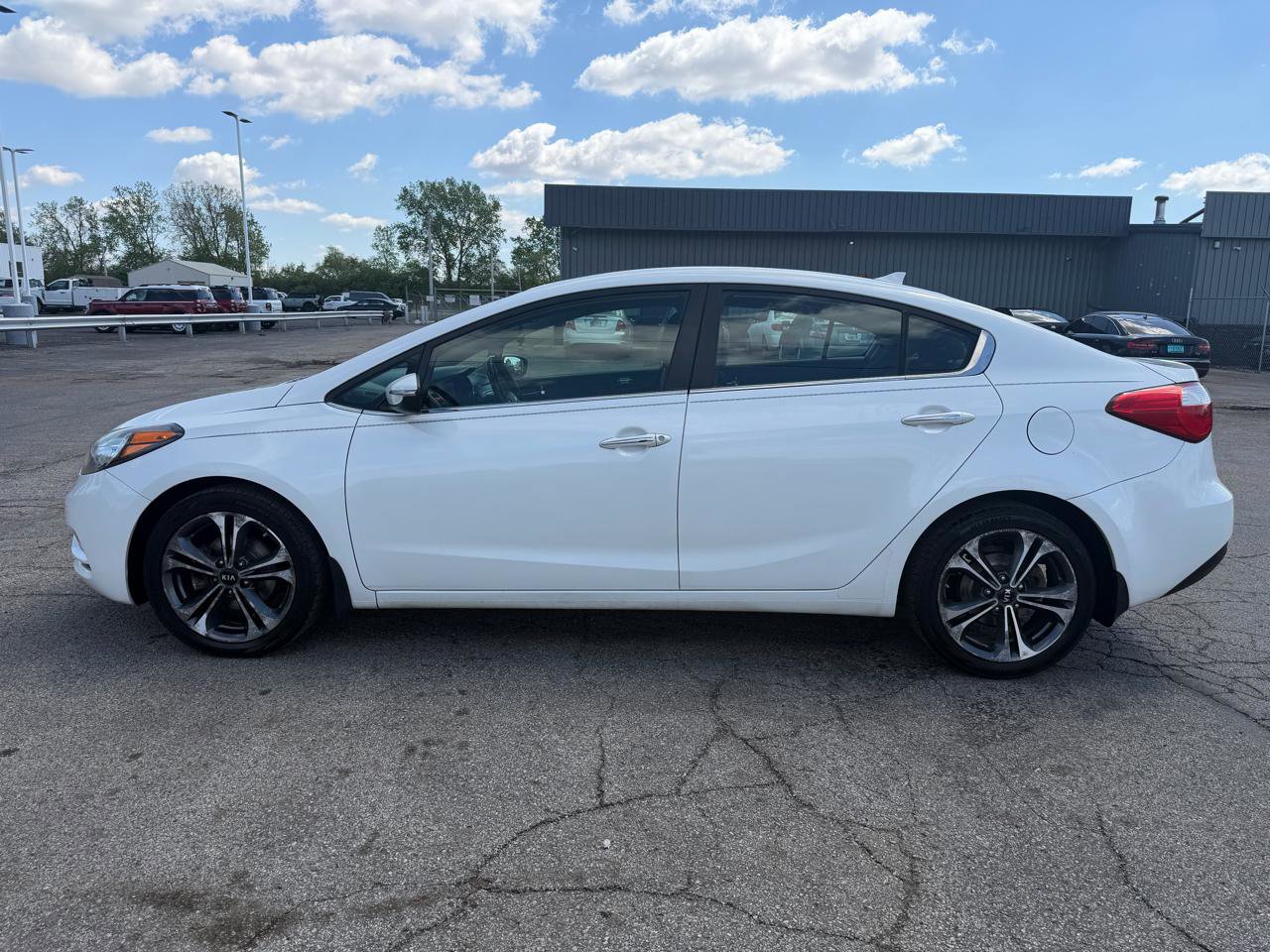 Used 2014 Kia Forte EX FWD image 4