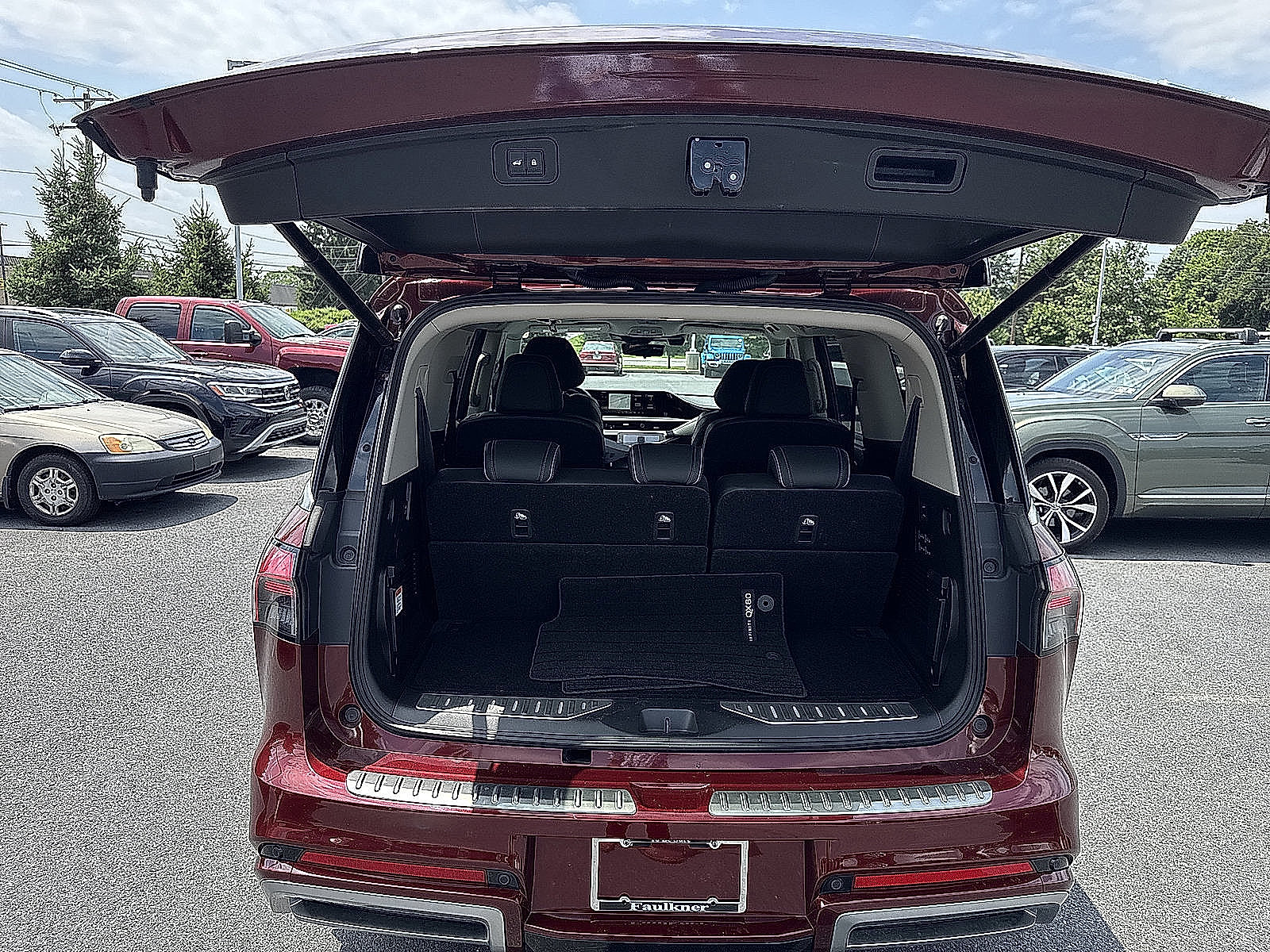 Certified 2025 INFINITI QX80 Sensory w/ Exterior Package AWD/4WD image 37