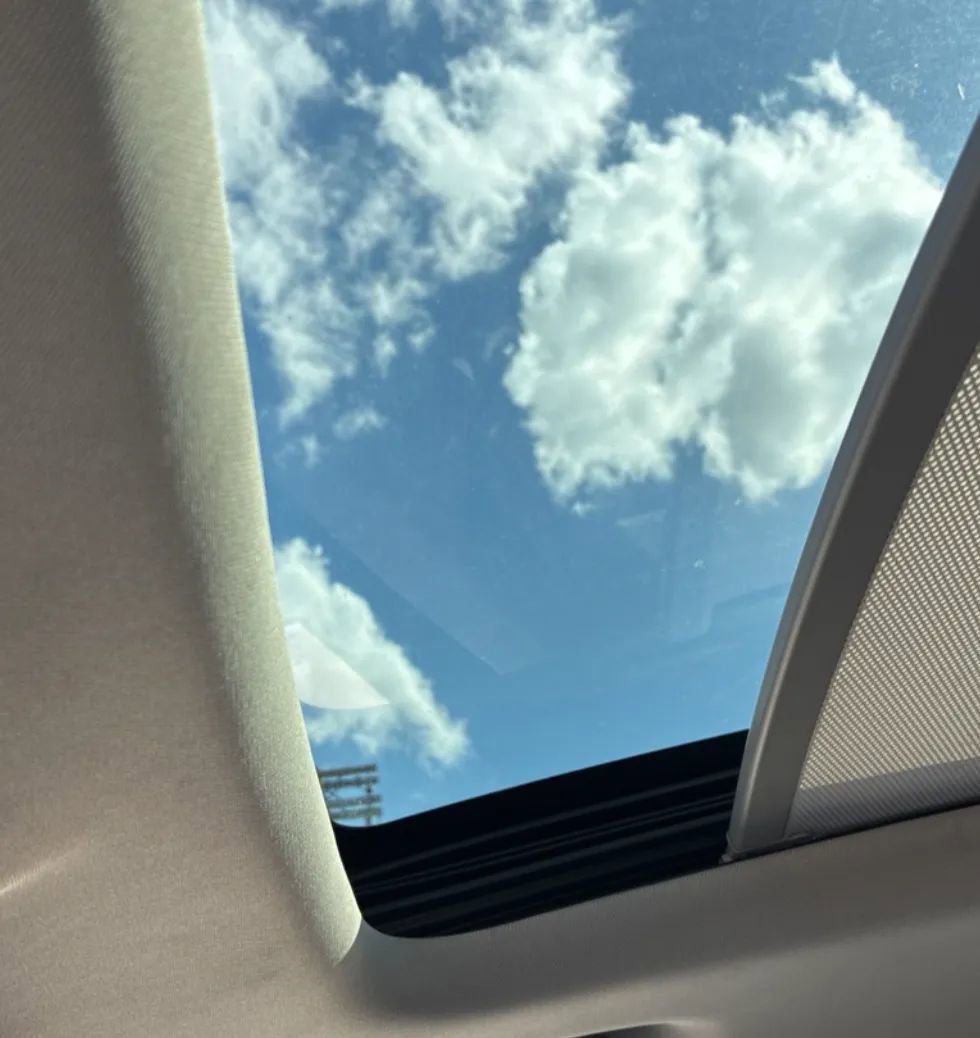 Used 2016 Volvo XC60 T6 w/ Proximity Package AWD/4WD image 18