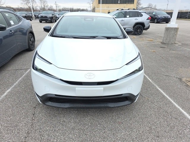 New 2026 Toyota Prius LE image 2