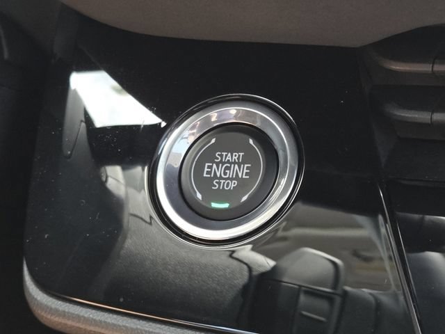 New 2026 Buick Envision Sport Touring AWD/4WD image 17